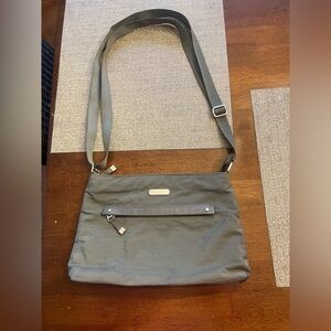 Baggallini crossbody bag‎